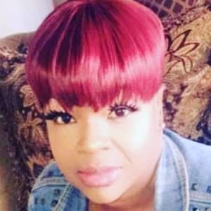 Meet your Posher, Yolanda